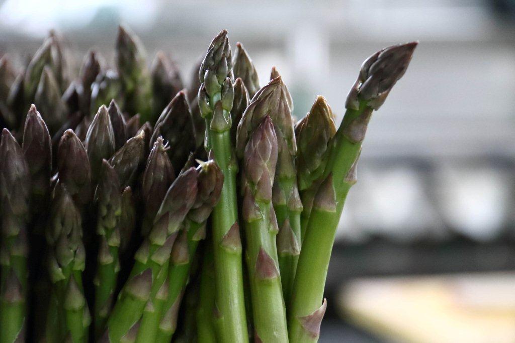 Asparagi freschi